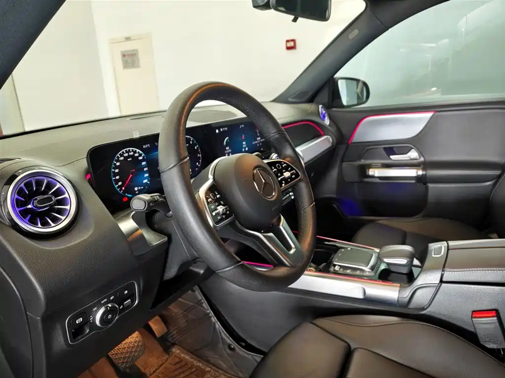 Mercedes-Benz GLB 2023 — фото 10
