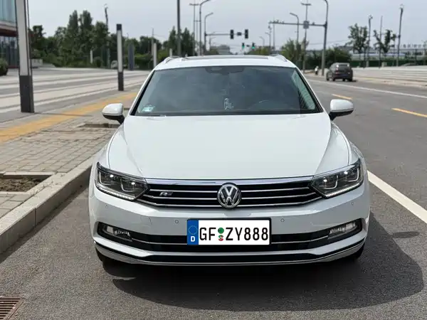 Volkswagen Viloran 2018