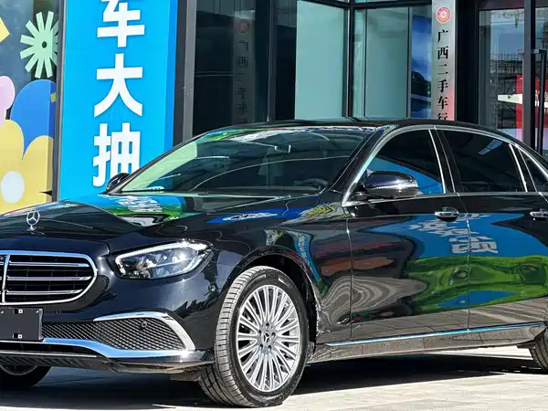 Mercedes-Benz E-Class 2023