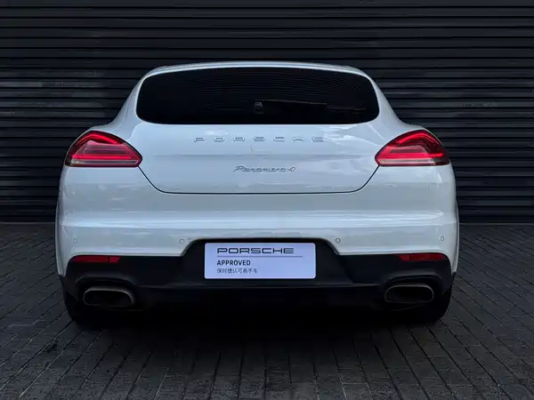 Porsche Panamera 2016