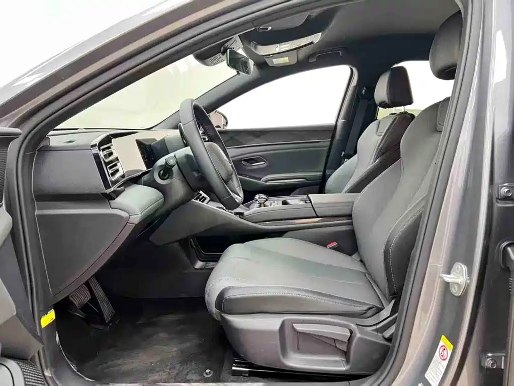 BYD Qin L 2024 — фото 16