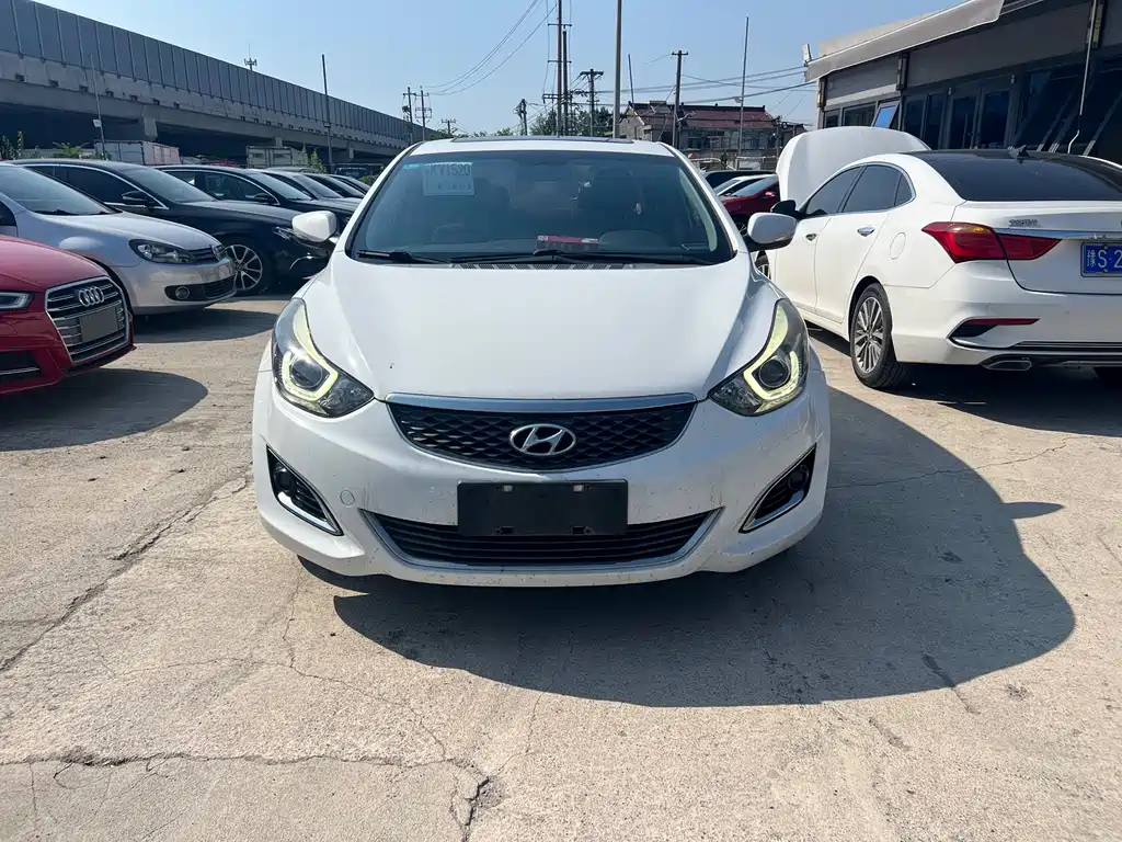 Hyundai Elantra Langdong 2016 — фото 2