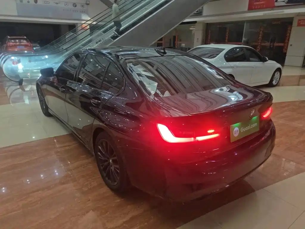 BMW 3 Series 2021