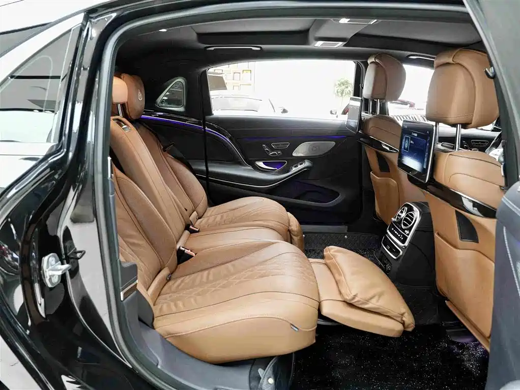 Mercedes-Benz Maybach S-Class 2021 — фото 13