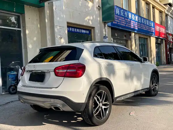 Mercedes-Benz GLA 2017