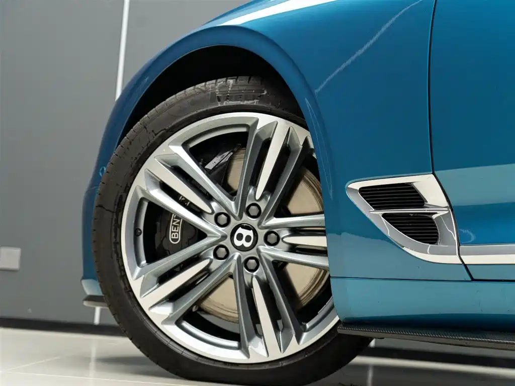 Bentley Continental 2024