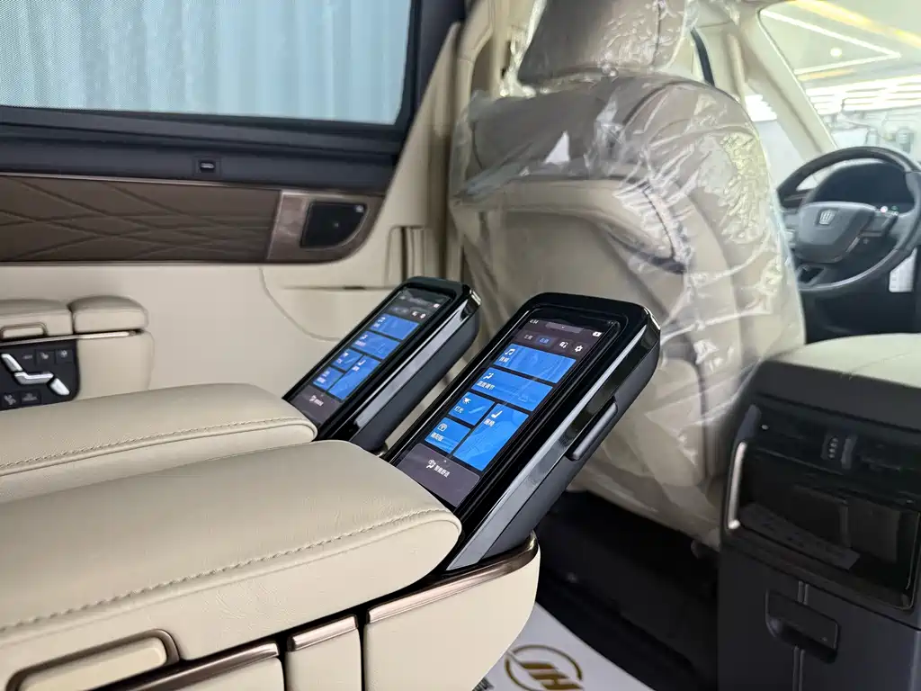 Toyota Vellfire 2026 — фото 10