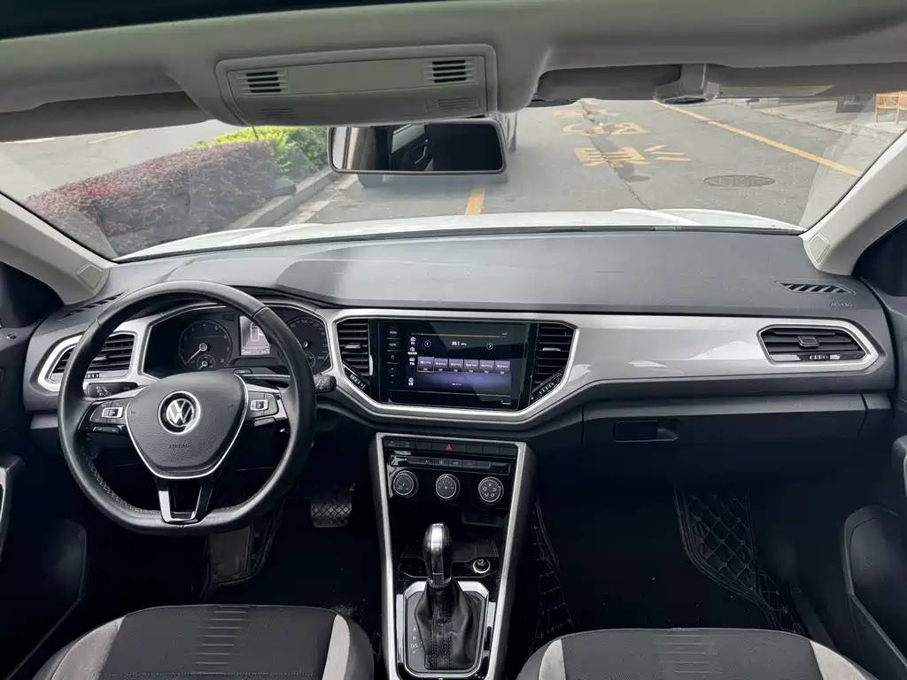 Volkswagen T-Roc 2021