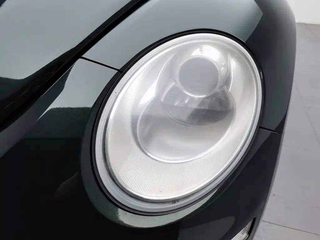 Volkswagen Beetle 2010