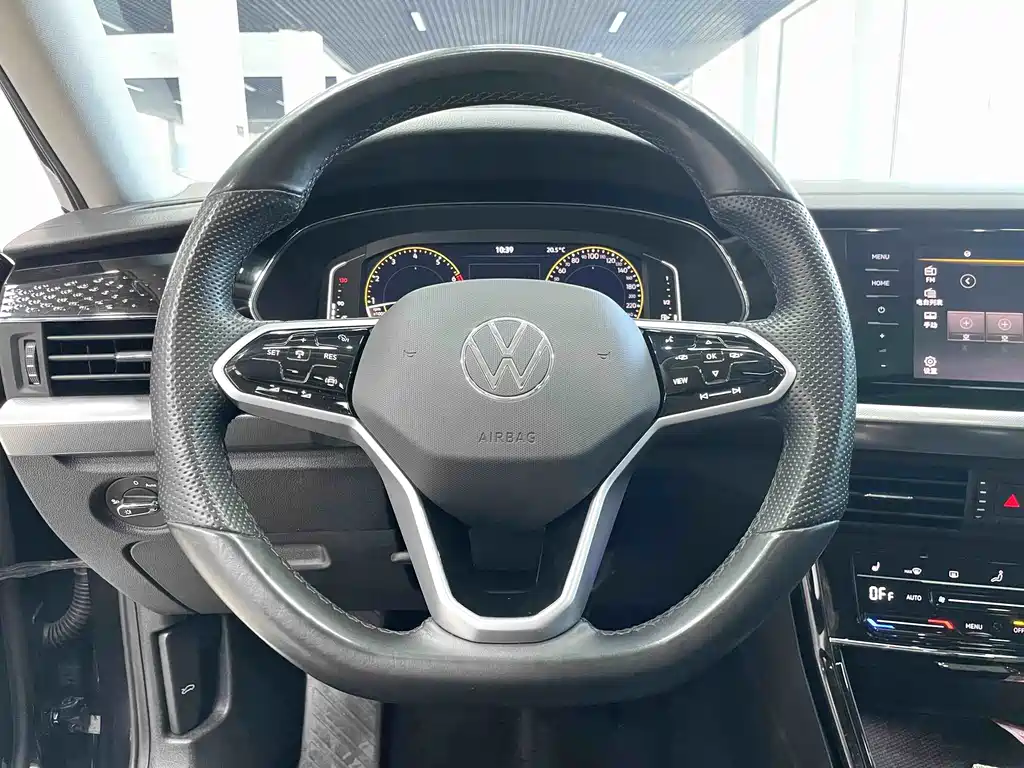 Volkswagen Passat 2023 — фото 8