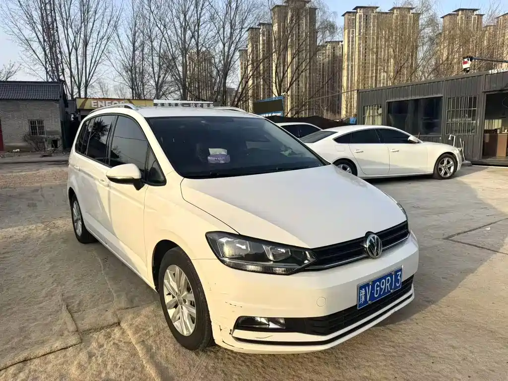 Volkswagen Touran 2021