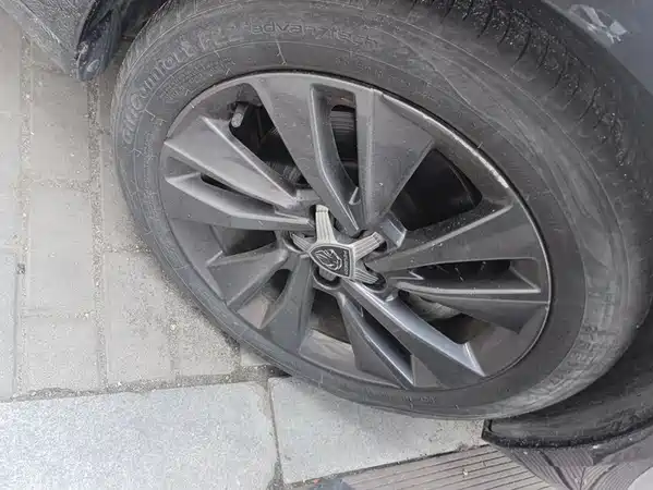 Peugeot 408 2023