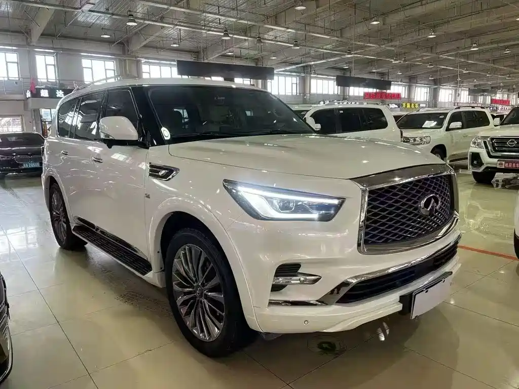Infiniti QX80 2019 — фото 1