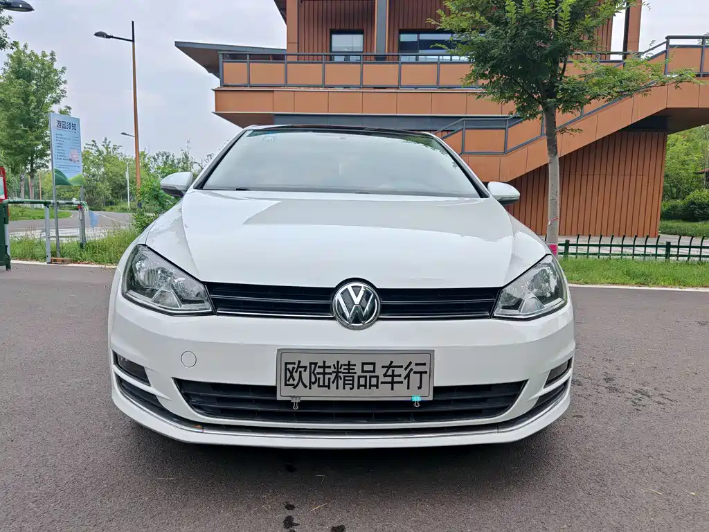 Volkswagen Golf 2016