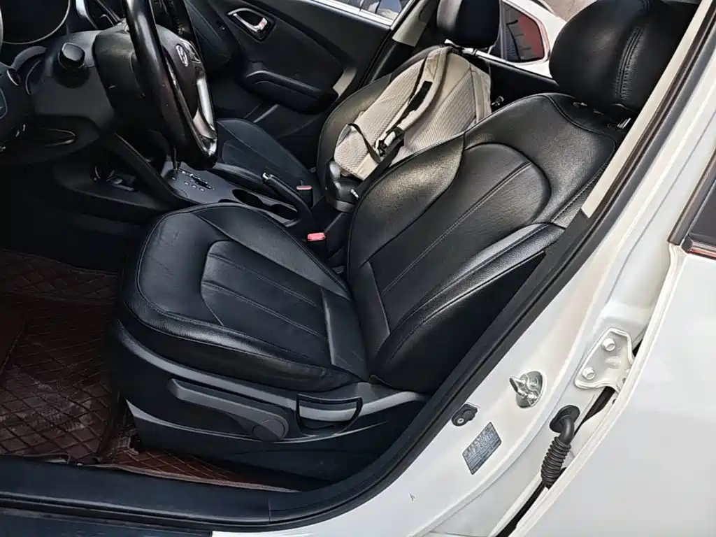 Hyundai ix35 2017 — фото 15