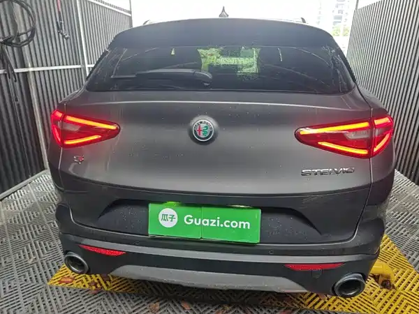 Alfa Romeo Stelvio 2019