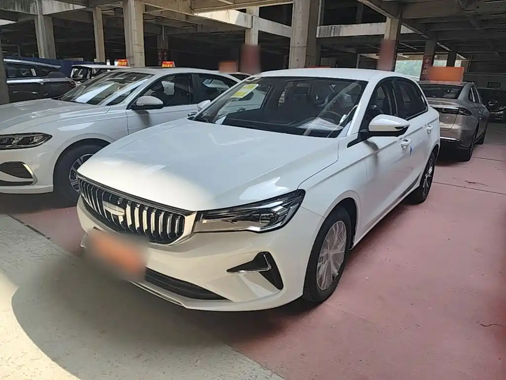 Geely Emgrand 2026