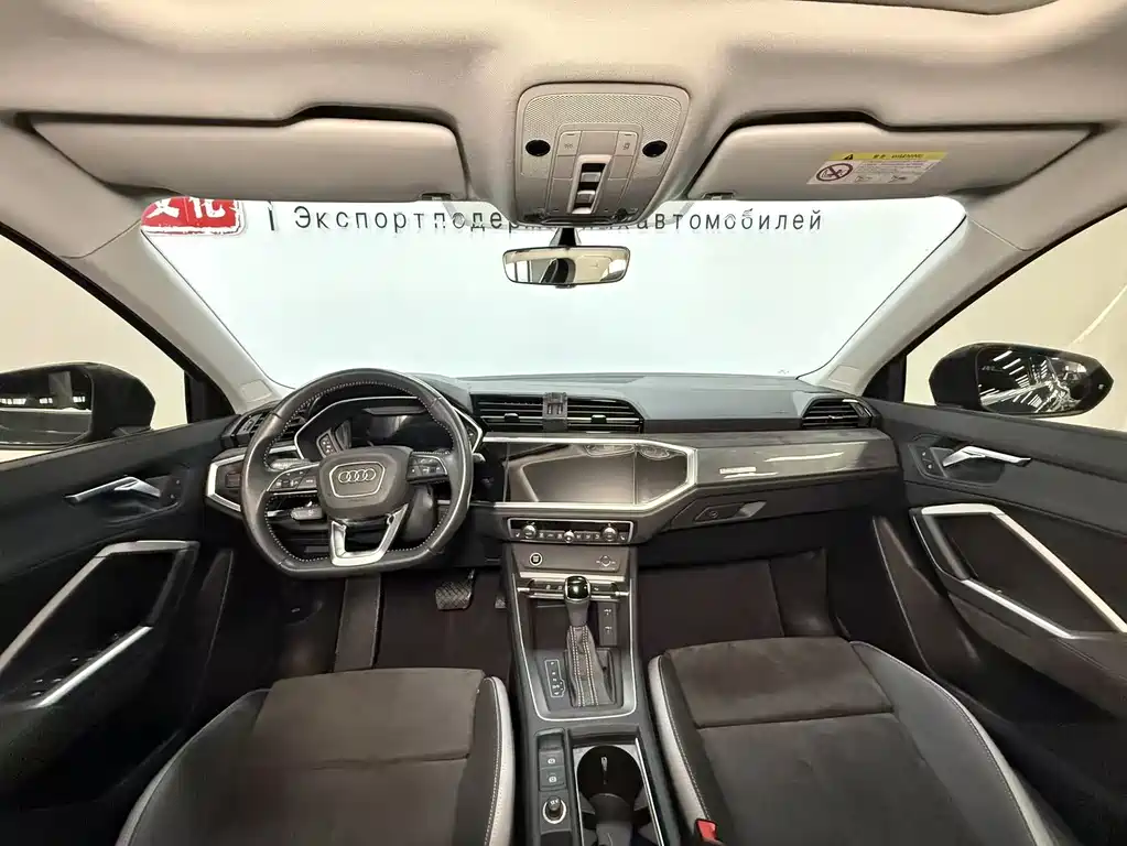 Audi Q3 2022 — фото 10