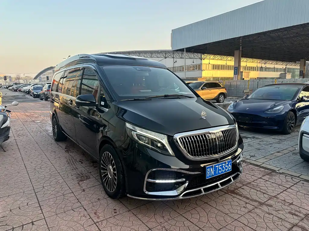 Mercedes-Benz V-Class 2020 — фото 2