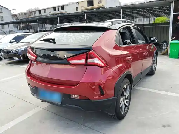 Luxgen U5 SUV 2018