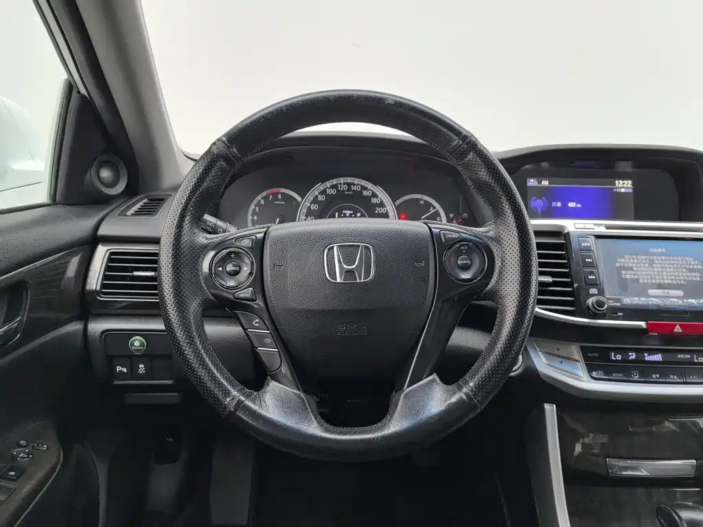 Honda Accord 2014 — фото 11