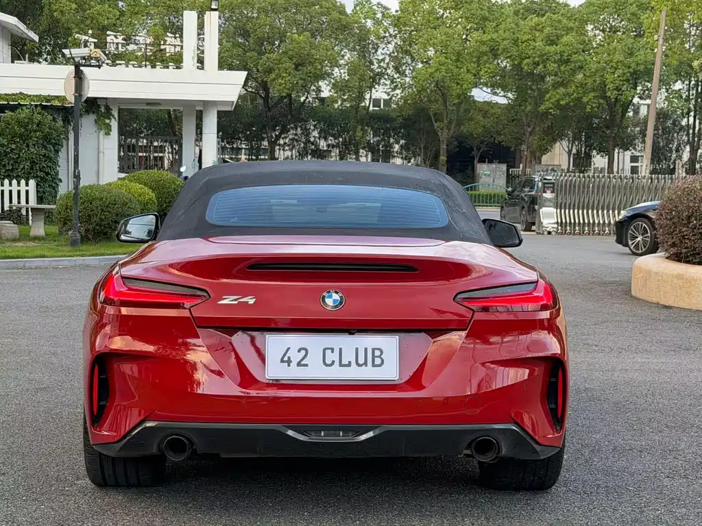 BMW Z4 2021 — фото 9