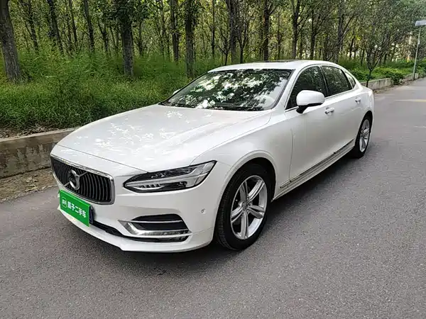 Volvo S90 2018