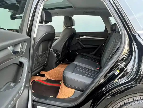 Audi Q5L 2022