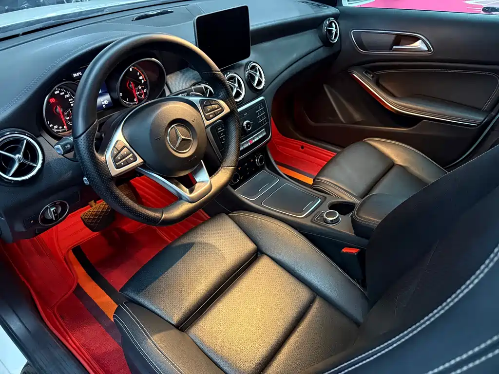 Mercedes-Benz GLA 2019