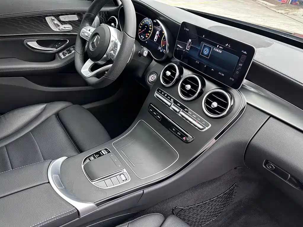 Mercedes-Benz C-Class 2020 — фото 12
