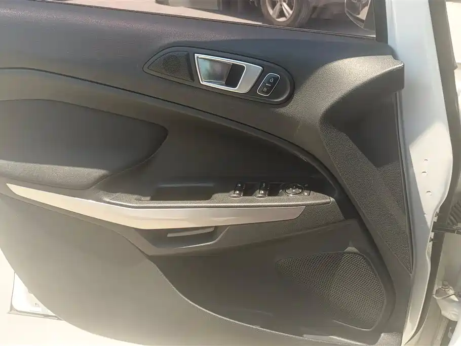 Ford Ecosport 2019 — фото 7