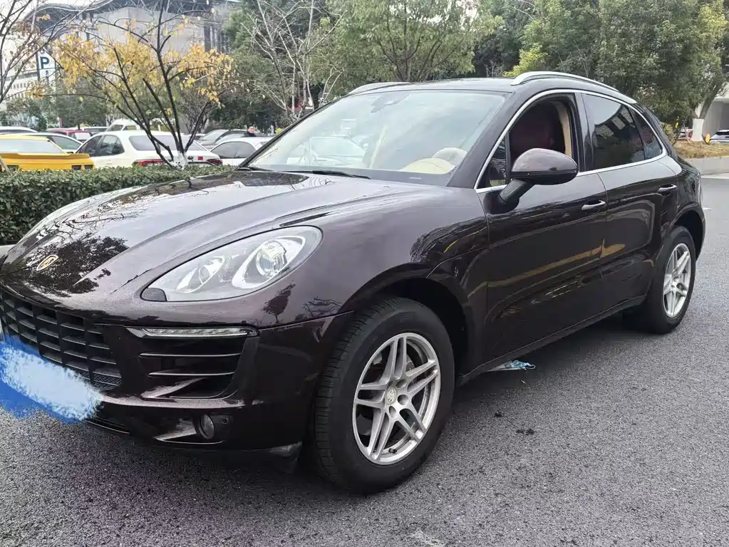Porsche Macan 2017 — фото 1