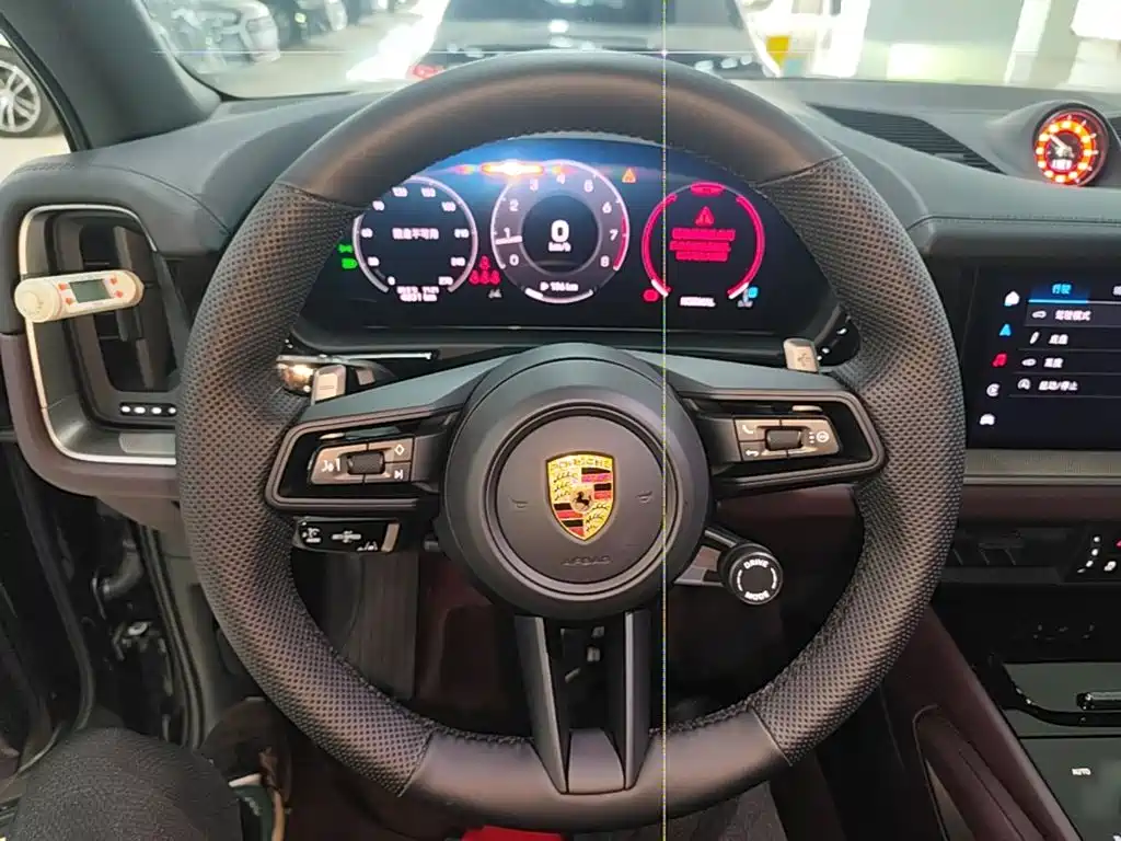 Porsche Cayenne 2025 — фото 11