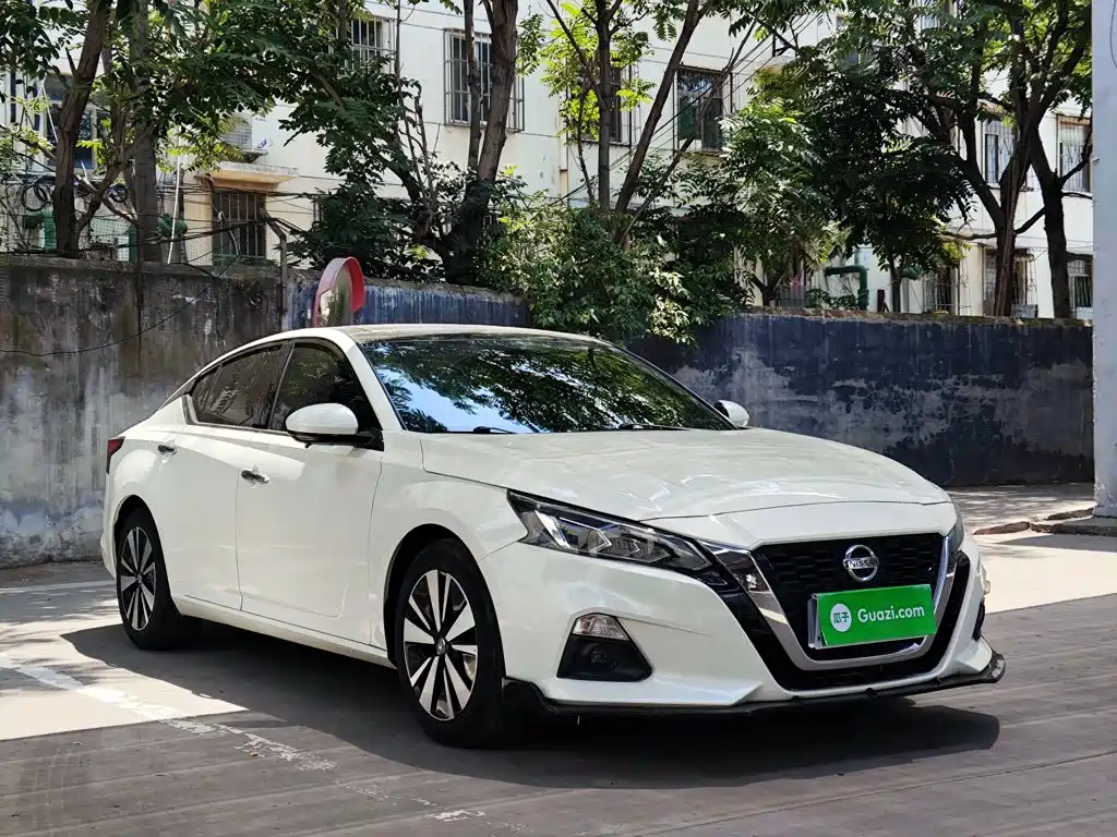 Nissan Teana 2023
