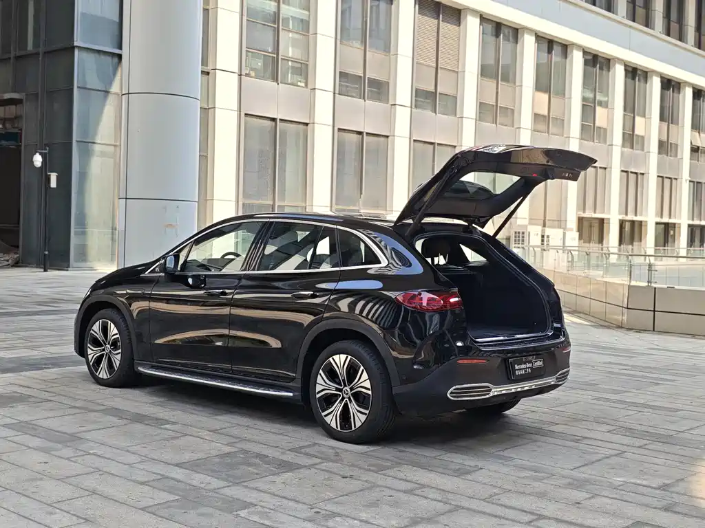 Mercedes-Benz EQE SUV 2025 — фото 25