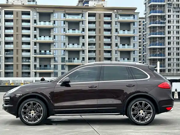 Porsche Cayenne 2014