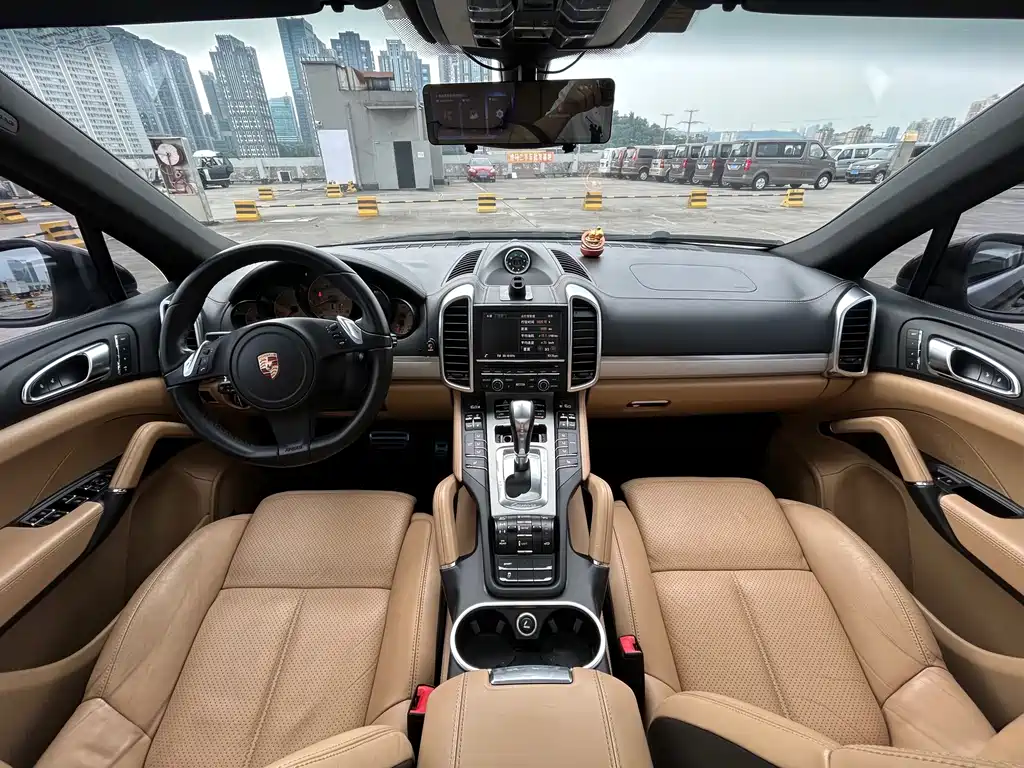 Porsche Cayenne 2014 — фото 13