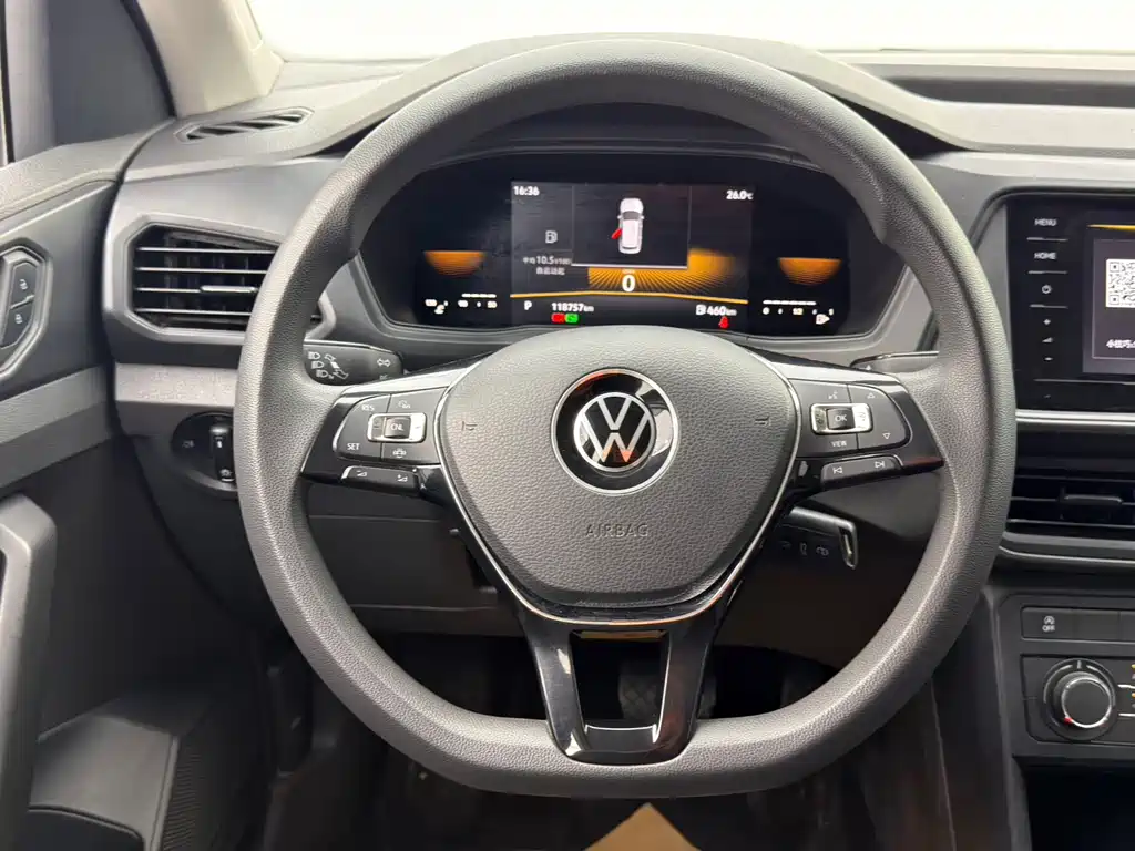 Volkswagen T-Cross 2023 — фото 11