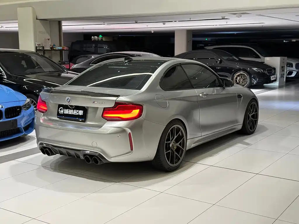 BMW M2 2019 — фото 4