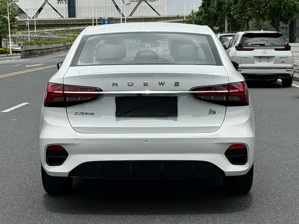 Roewe i5 2021