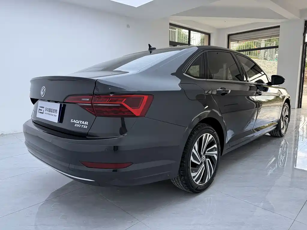 Volkswagen Sagitar 2022
