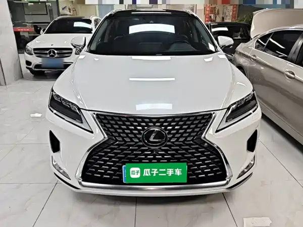 Lexus RX 2020