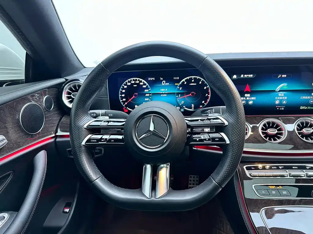 Mercedes-Benz E-Class 2023 — фото 19