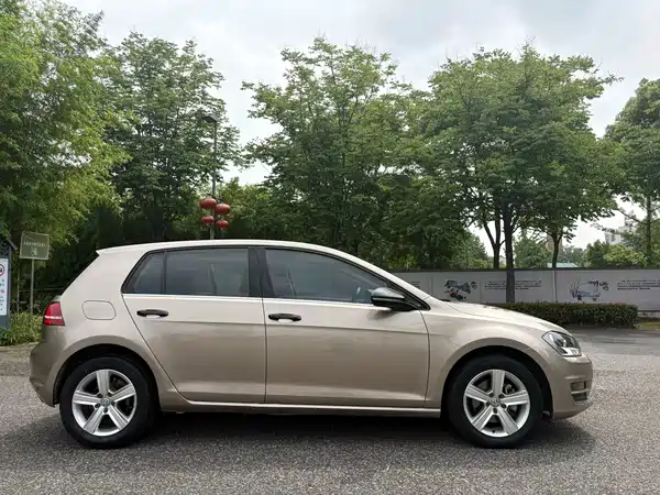 Volkswagen Golf 2016