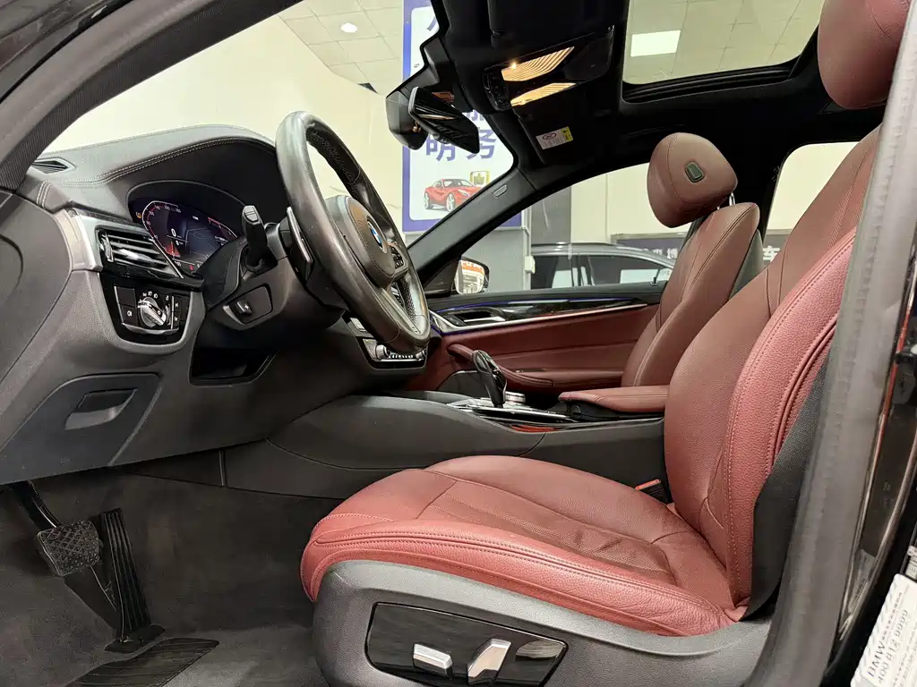 BMW 5 Series 2020