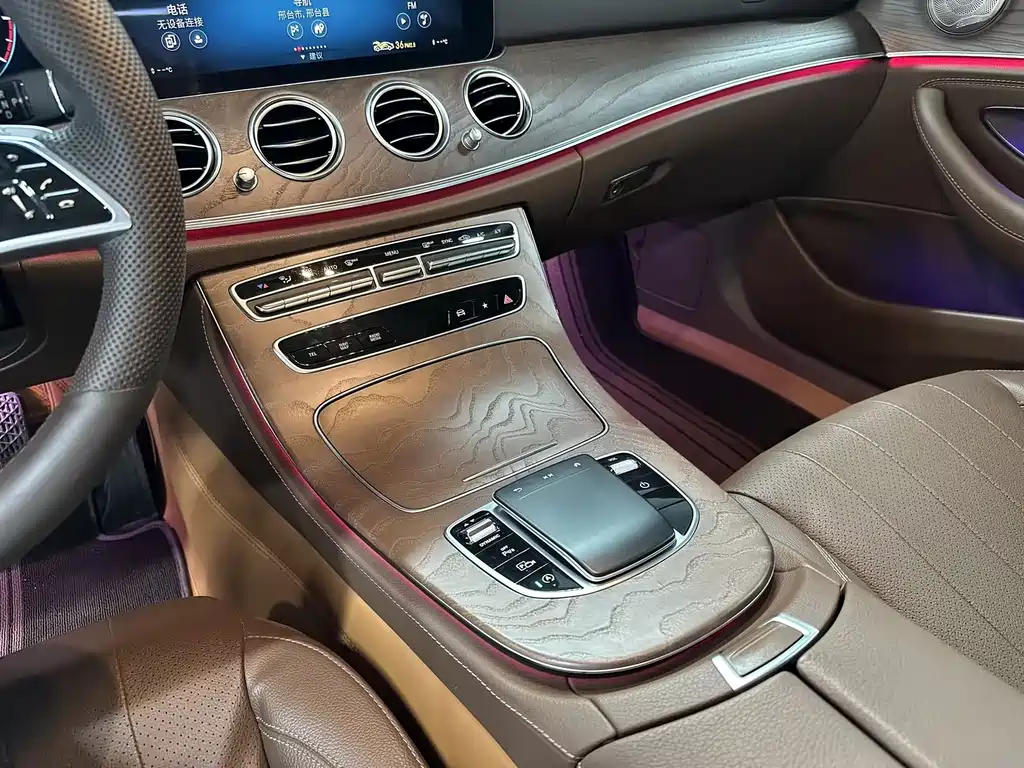 Mercedes-Benz E-Class 2021 — фото 10