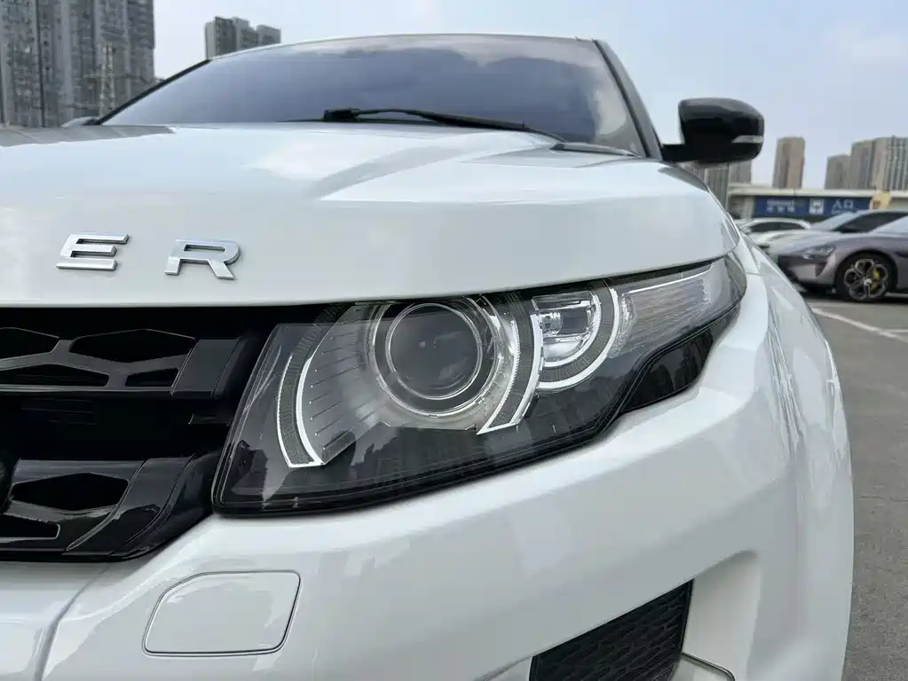 Land Rover Evoque 2013 — фото 13