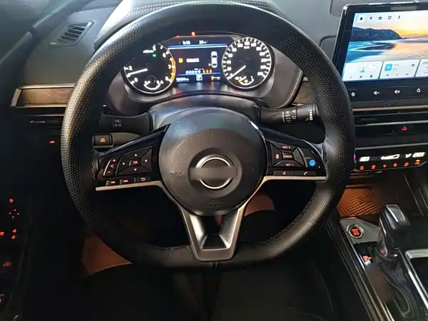 Nissan Teana 2023
