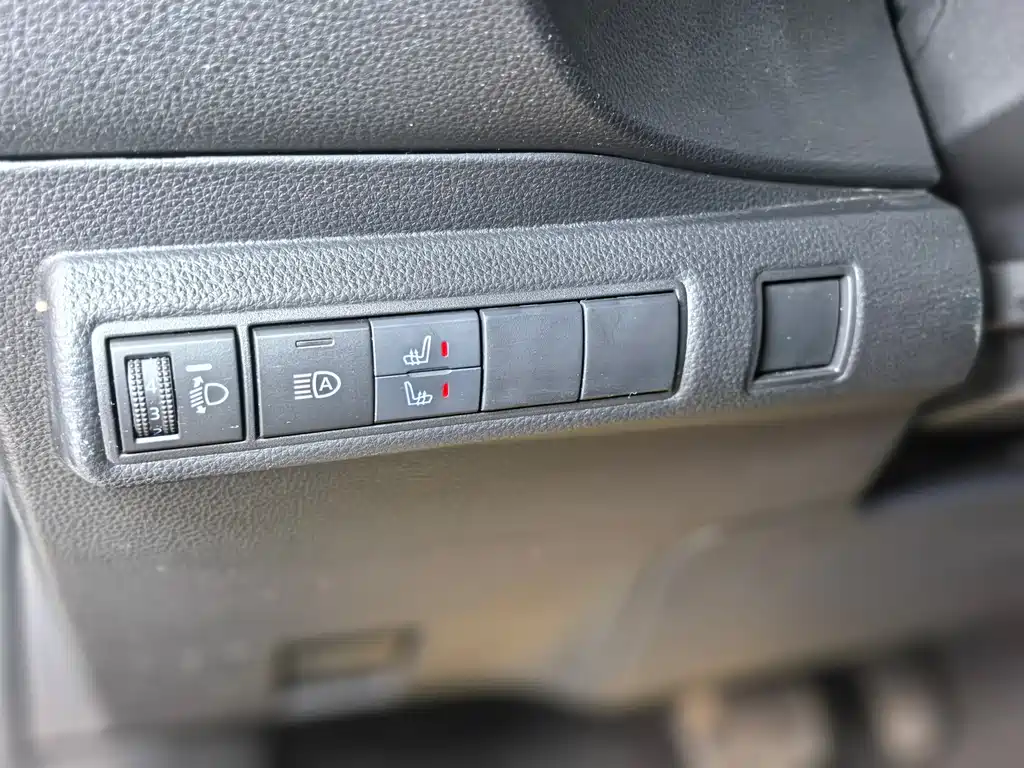 Toyota Corolla 2022 — фото 12