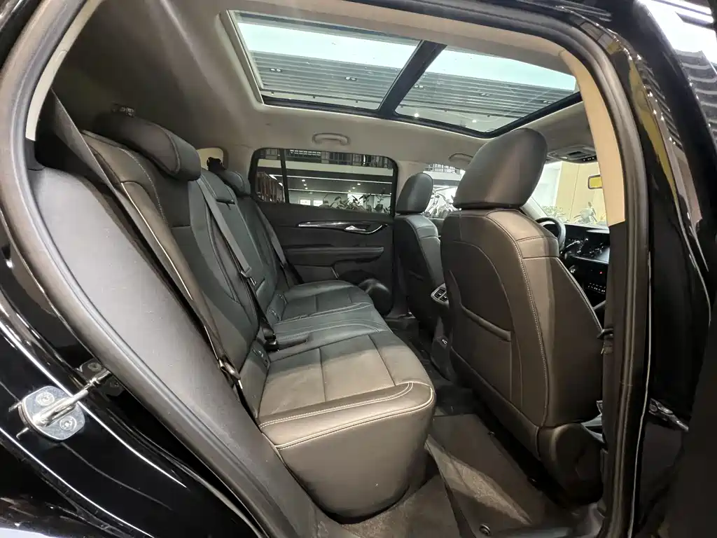 Buick Envision Plus 2023 — фото 10